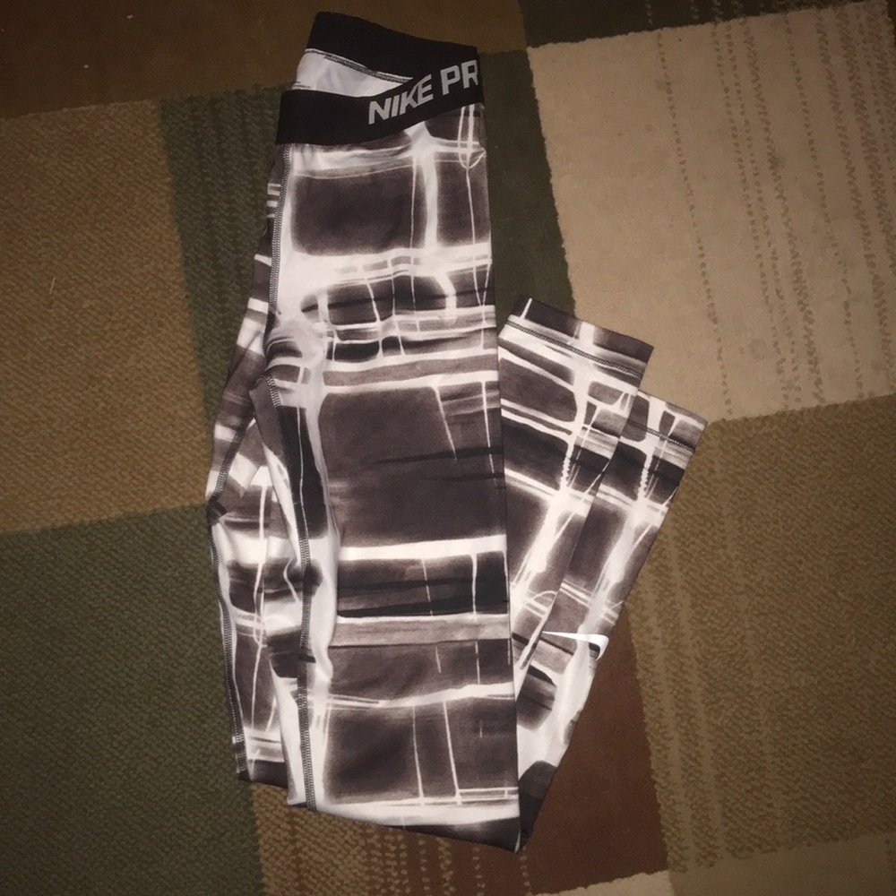 Nike leggings